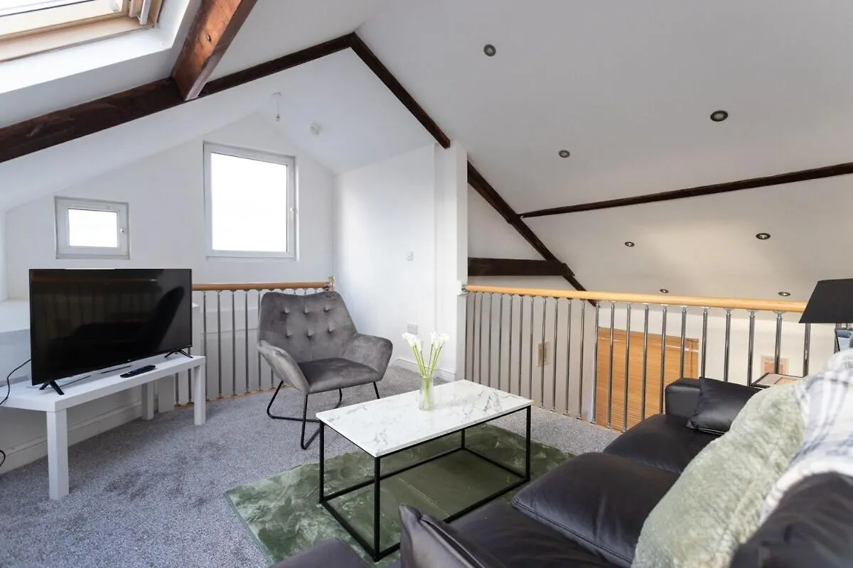 Perfectly Placed Cozy Flat In The Citys Heart Apartment Cardiff