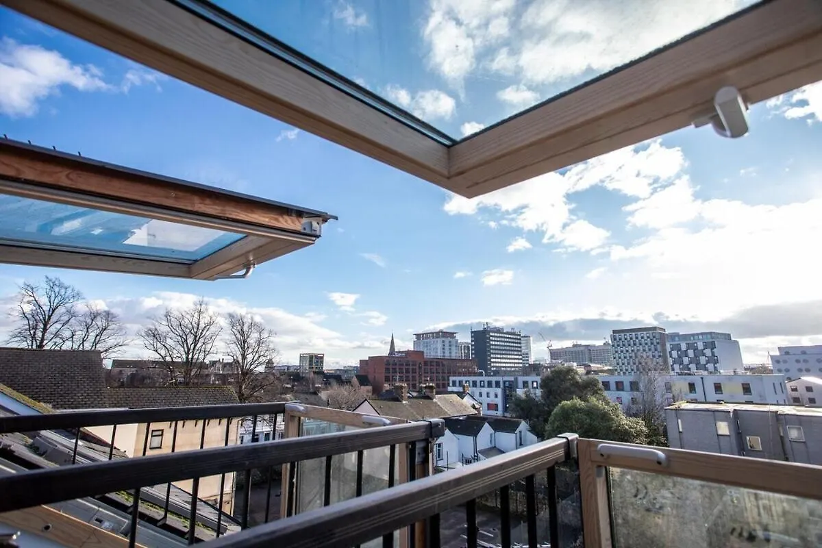 Perfectly Placed Cozy Flat In The Citys Heart Apartment Cardiff