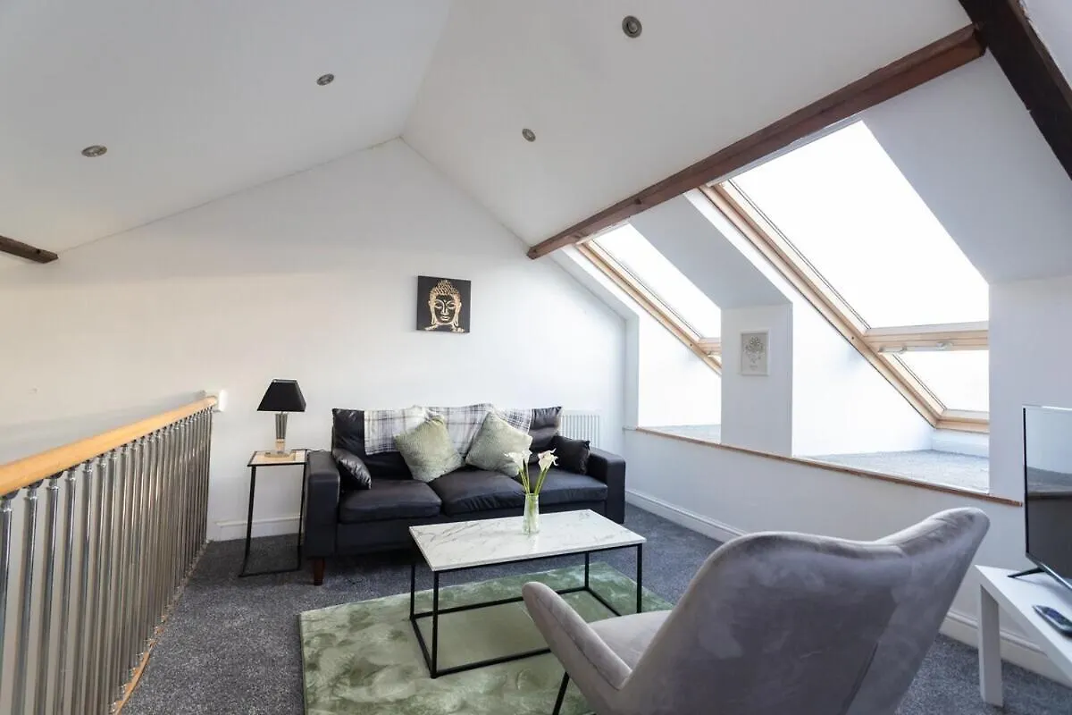 Perfectly Placed Cozy Flat In The Citys Heart Apartment Cardiff United Kingdom