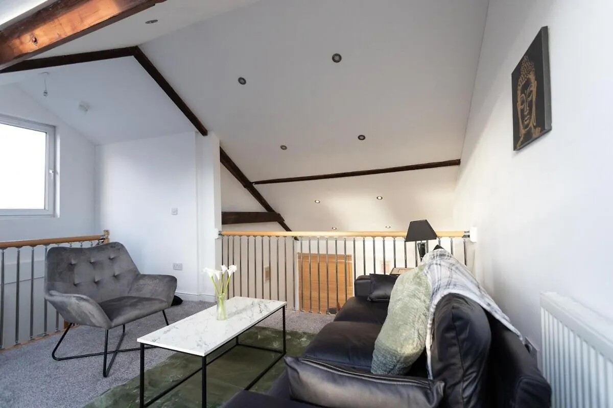 Perfectly Placed Cozy Flat In The Citys Heart Apartment Cardiff