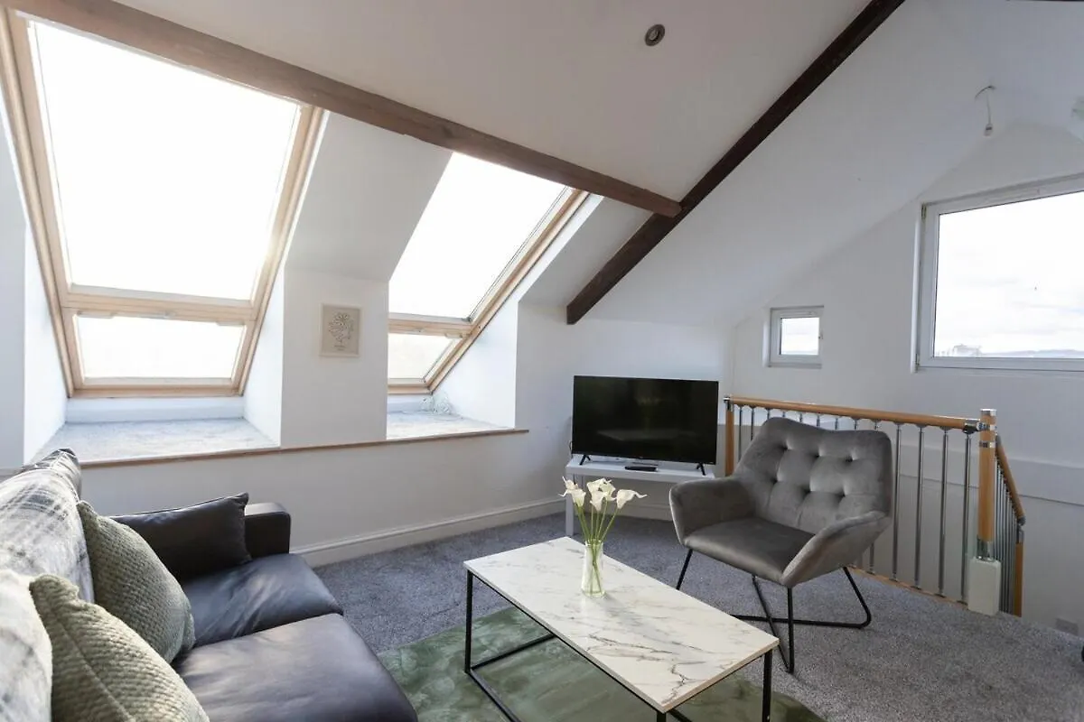 Perfectly Placed Cozy Flat In The Citys Heart Apartment Cardiff United Kingdom